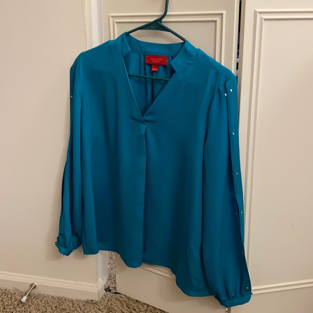 Jennifer Lopez cute top